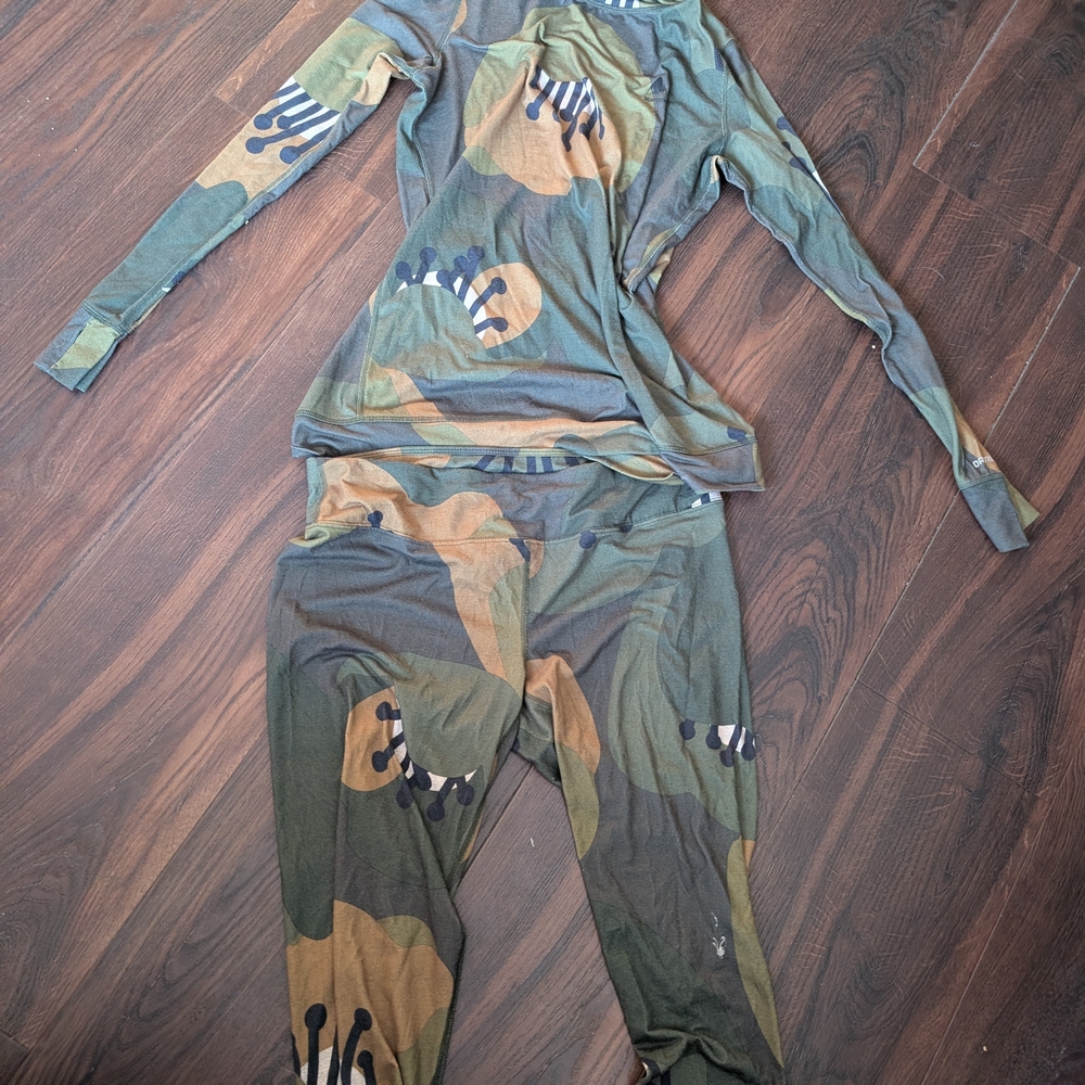 Burton Green and Brown Camouflage Set